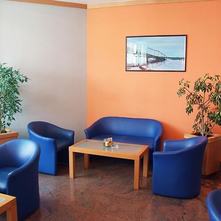 Hotel Cubic Laktaši 外观 照片