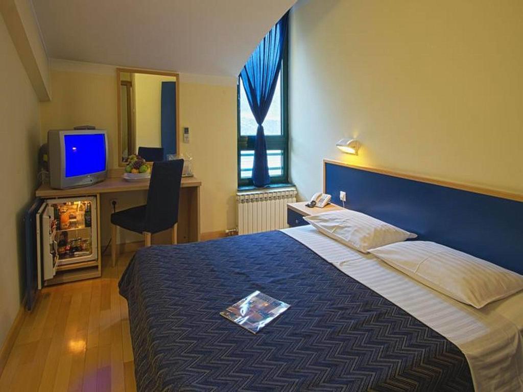 Hotel Cubic Laktaši 客房 照片
