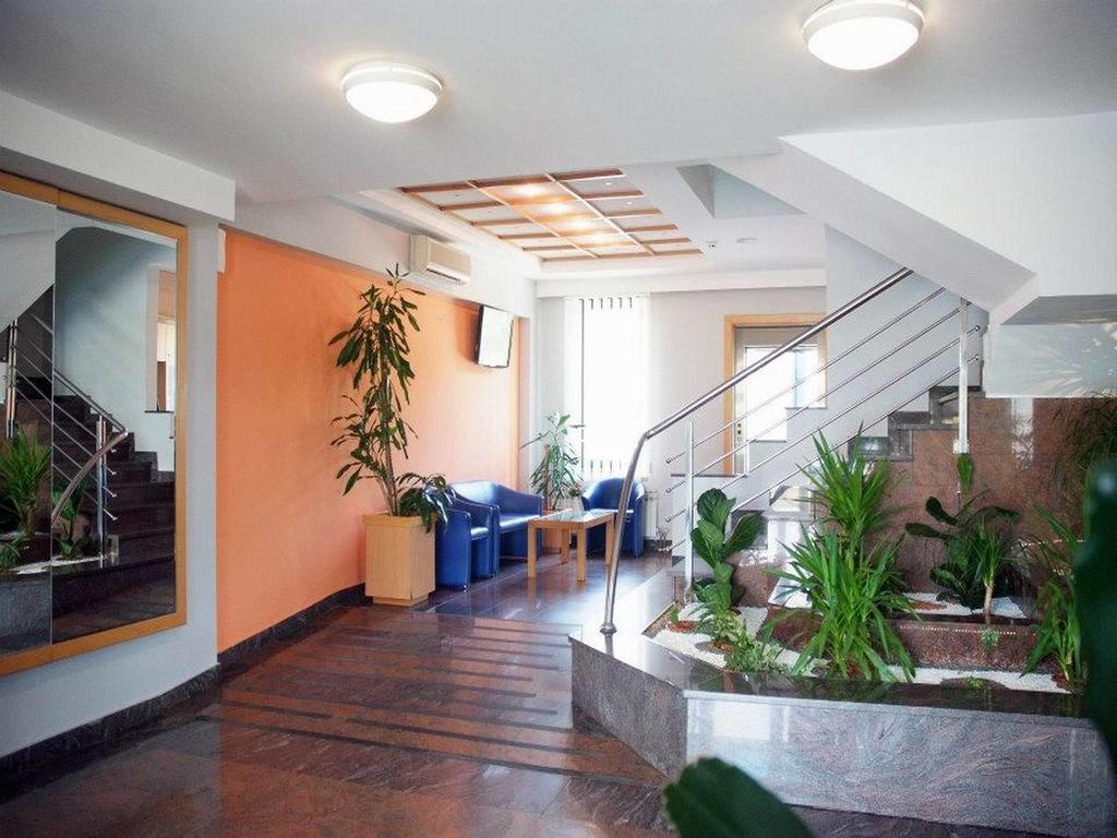 Hotel Cubic Laktaši 外观 照片
