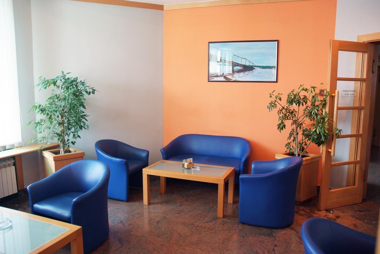 Hotel Cubic Laktaši 外观 照片